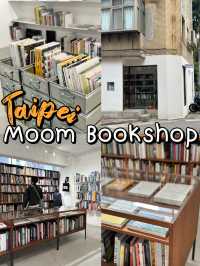 Taipei : Moom bookshop ร้านหนังสือตามไอดอล