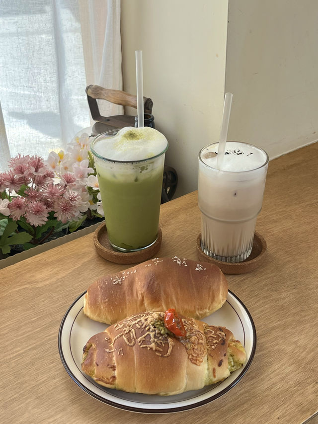부산 소금빵맛집 디저트카페