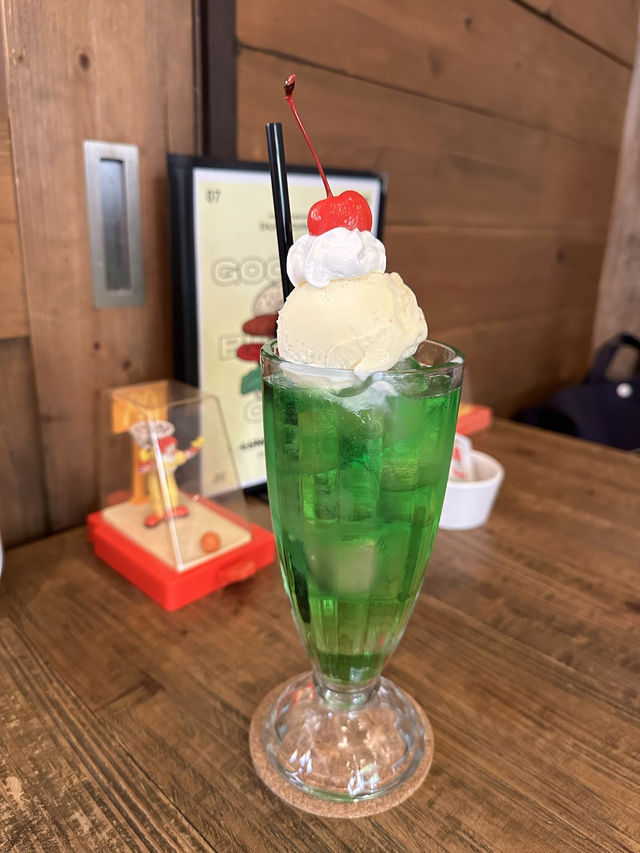 【福岡】ふっわふわのパンの美味しいハンバーガー！