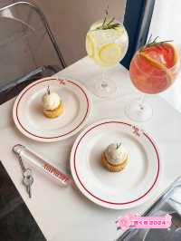 【福岡カフェ】ちょこんとしたクリームがかわいいスイーツが楽しめる