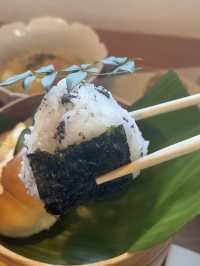【福岡ランチ】パンとおにぎり🥖🍙どっちも一緒に食べられるランチが嬉しい♡