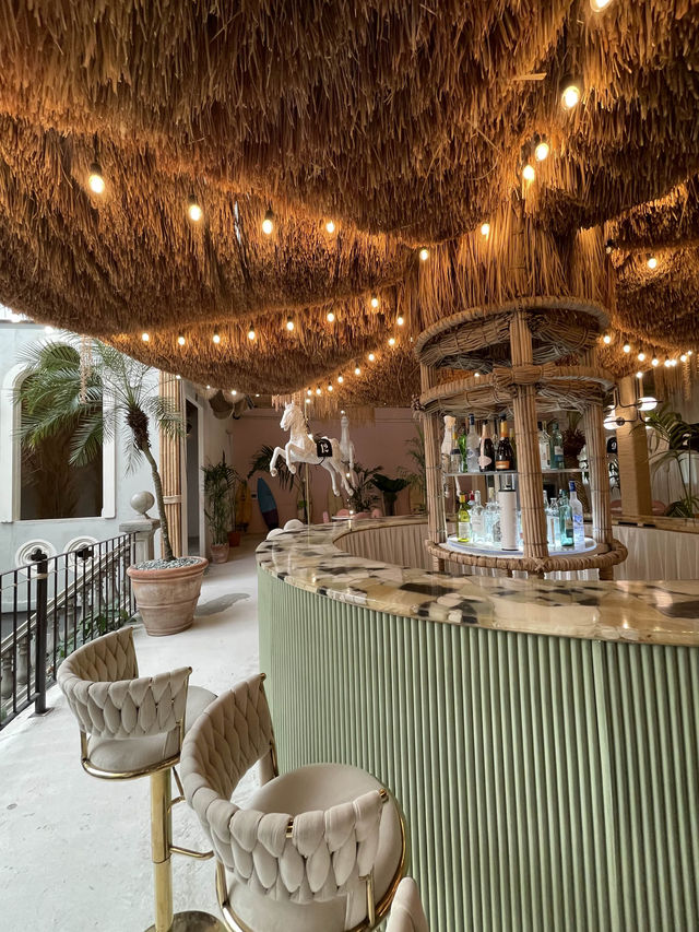 House of Benedict 🌴🌤️