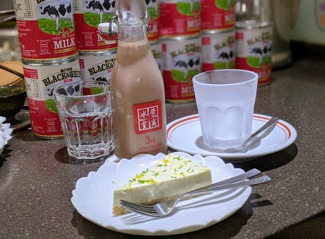 台南巷仔內的正宗港式喫茶店：榮譽冰室