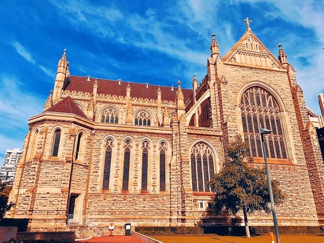 Visit St Mary's Cathedral 