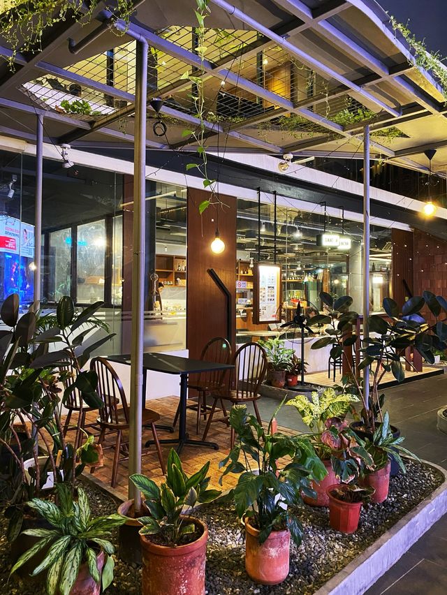Take a bow to this coffee shop 👍🏻