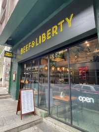 香港上環顛覆我想像的素食漢堡-Beef & Liberty