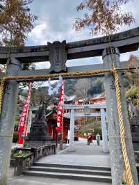 【佐賀県】日本三大稲荷神社「祐徳稲荷神社」