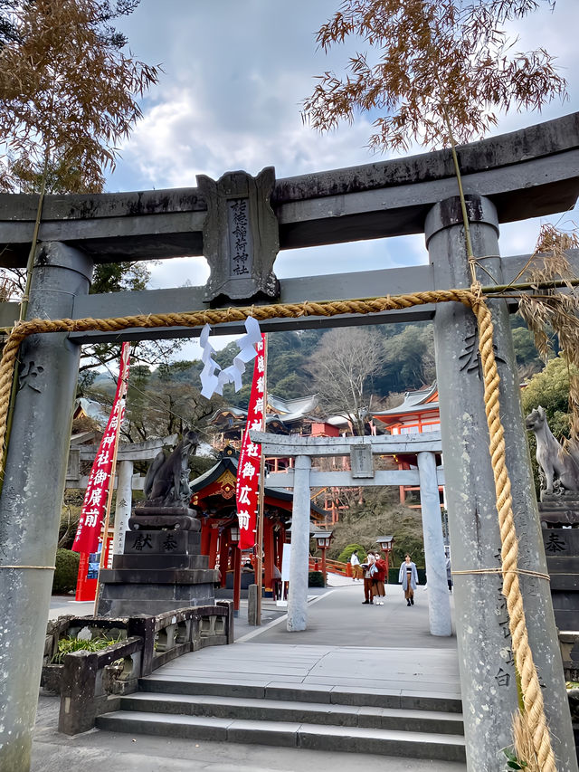 【佐賀県】日本三大稲荷神社「祐徳稲荷神社」