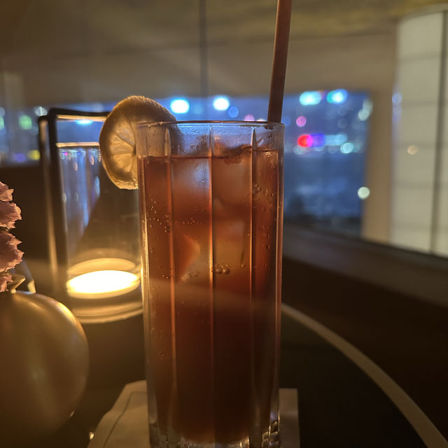 香港麗晶酒店，維港景第一排超美港景！超優行政酒廊