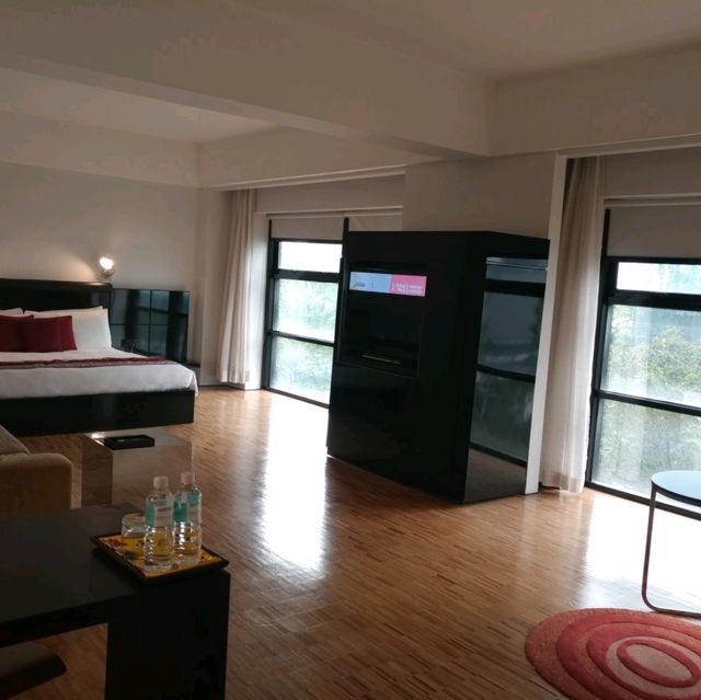 房間空間感大