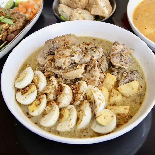 Sana Sini Restaurant 