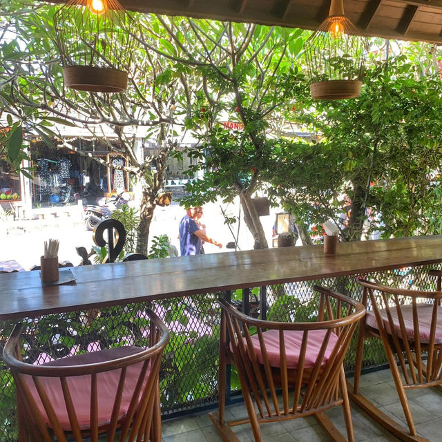 🌴A Simply Amazing Cafe in Ubud💕