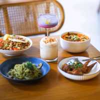 COFFITH COFFEE KITCHEN | WITH A COMFORTABLE INDOOR AREA & THE OUTDOOR SIDE IS COZY