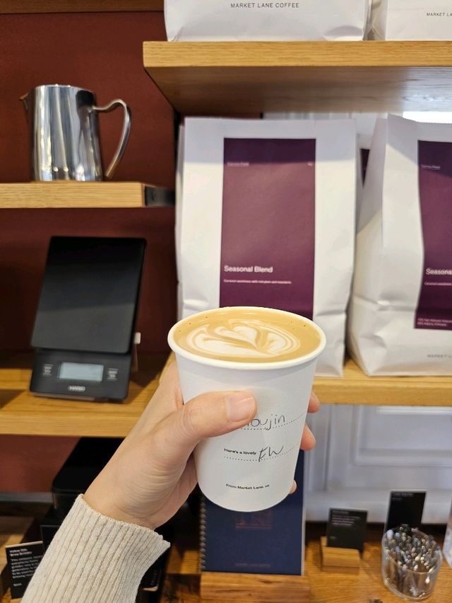 멜버른 커피와 굿즈로 사랑받는 곳☕️🤎