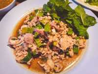 ร้านส้มตำ อีสานคลาสสิค แม่กลอง
