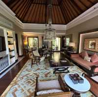St Regis Bali Resort's Luxurious Oasis