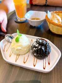 Chilling at Amour Cafe in Johor Bahru