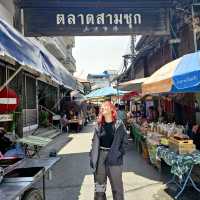 ไปเดินตลาดสามชุกหาของอร่อยกินกัน !!!