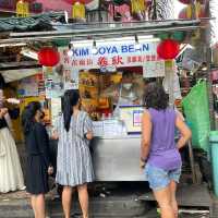 Shoping In Petaling Street Market