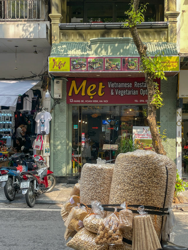 베트남 가정식 맛집으로 유명한 하노이 'Met restaurant'