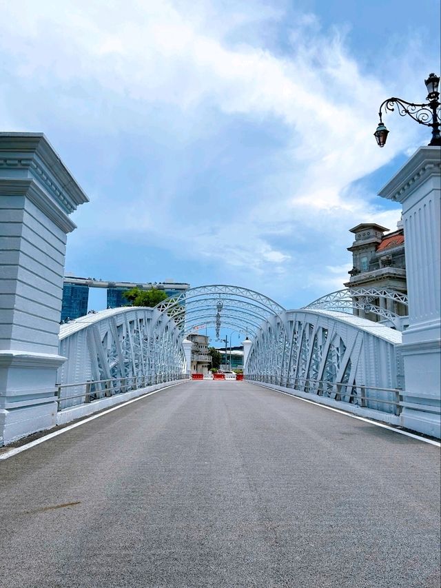 European Elegance in Singapore: The Fullerton Hotel, Victoria Theatre, and Anderson Bridge