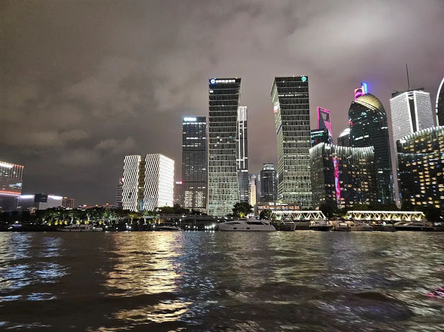 Huangpu River แม่น้ำแลนด์มาร์คของเซี่ยงไฮ้