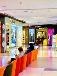 🇸🇬 Shopping at IMM, Singapore: A Traveler’s Paradise for Deals and Variety