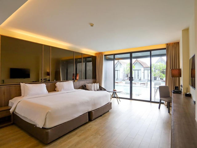 ANA ANAN Resort & Villas Pattayaที่พักริมทะเลพัทยา