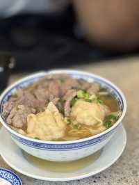 홍콩 새우 완탕면 미슐랭 수상의 맛집
