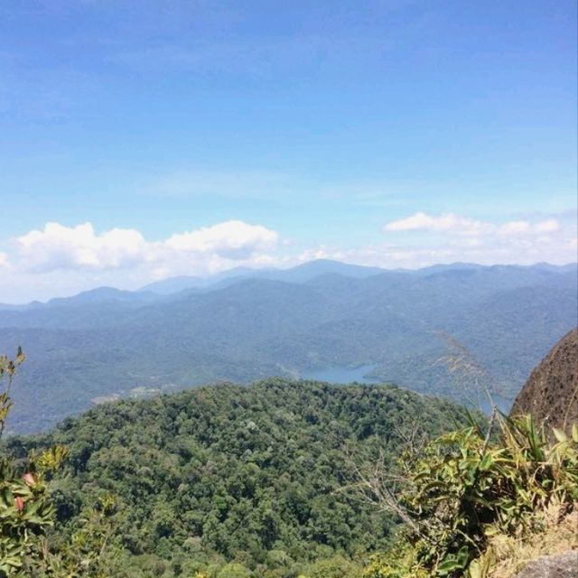 Bukit Kutu: A Challenging Yet Rewarding Day Hike in Selangor Malaysia 