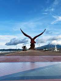 "Discover the Beauty of Langkawi Geopark and Its Majestic Eagles"