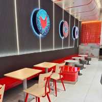 😊 KFC กับบรรยากาศทันสมัยและโปร่งสบาย
