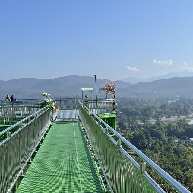 Sky Walk ณ วัดพระธาตุดอยสะเก็ด