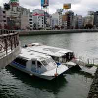 城下町福岡と商人の町博多を繋ぐ橋「福博であい橋」
