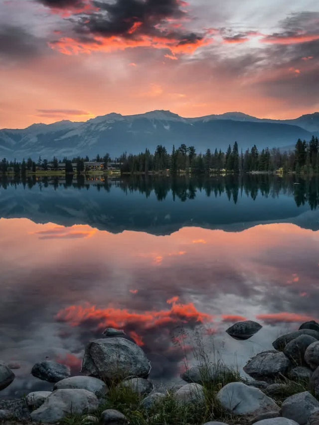 Exploring the Lakes of Jasper National Park