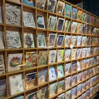 Postcards, Coffee, and Christmas Cheer at 早初 Entry Time Cafe 