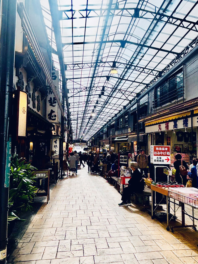 【日本伊東】熱海駅前商店街：有超過六、七十年歷史的各式小商店