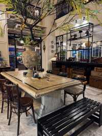 YUU HOTEL AND CAFE UBON