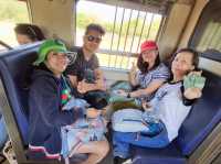 นั่งรถไฟลอยน้ำชมธรรมชาติกันที่บ้านโคกสลุง