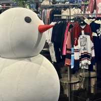 Celebrate the Season at Aland Shop