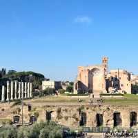 Stepping Back in Time: My Awe-Inspiring Visit to the Colosseum in Rome!