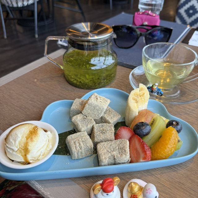 高雄大立百貨公司1樓蔦屋書店的美食餐廳（茶屋）輕食非吃不可