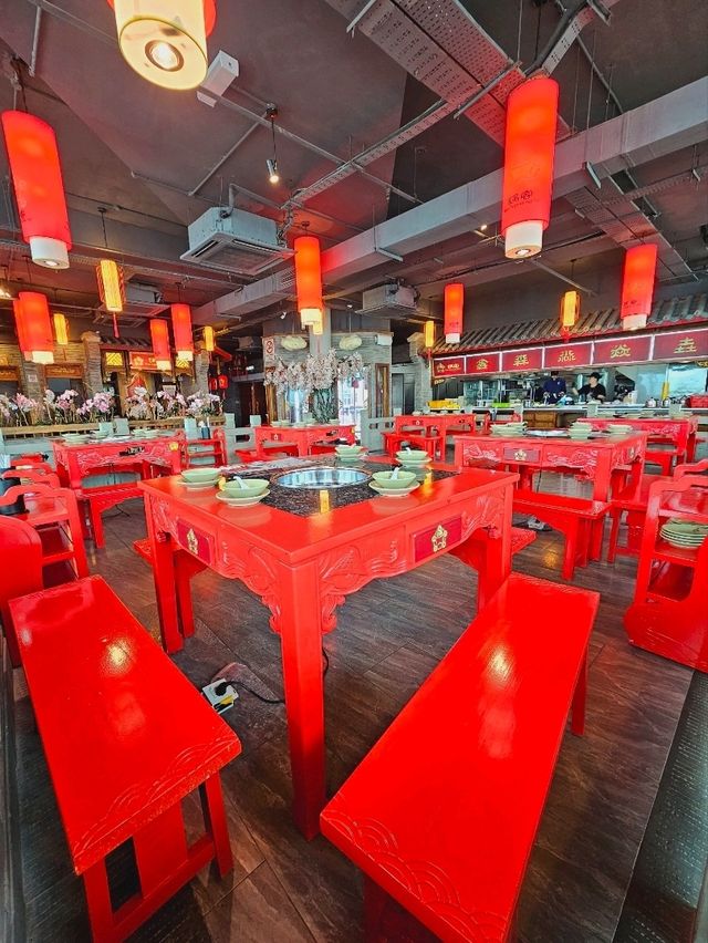 Five Legends Hot Pot Rings in the Chinese New Year
