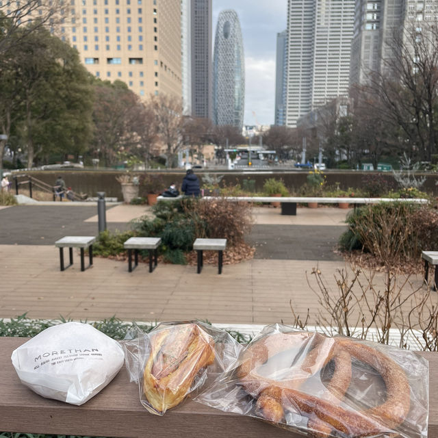 【東京】都庁近くにある種類豊富なおしゃれパン屋🍞