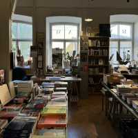【エストニア】Rüütel & Matilda English Bookshop