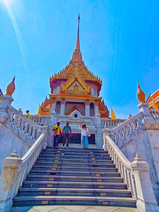 พระทองคำ วัดไตรมิตร