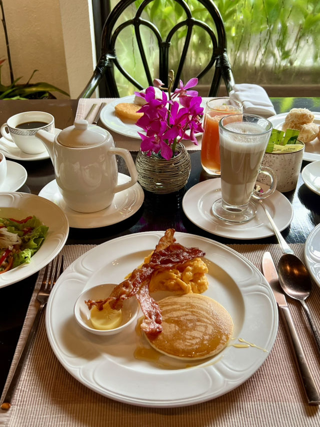 A Lovely Breakfast Experience at Escolta🥥