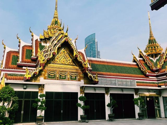 泰國曼谷著名寺廟景點：龍船寺。適合拍照打卡觀光旅遊！ 