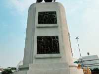 泰國曼谷歷史紀念碑公園推薦：Wongwian Yai วงเวียนใหญ่塔克辛紀念碑公園。適合拍照打卡遊玩、了解歷史
