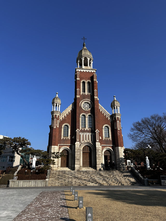 1897년 완공된 한국 최초의 서양식 고딕 건축물 인천 주교좌 답동성당🇰🇷